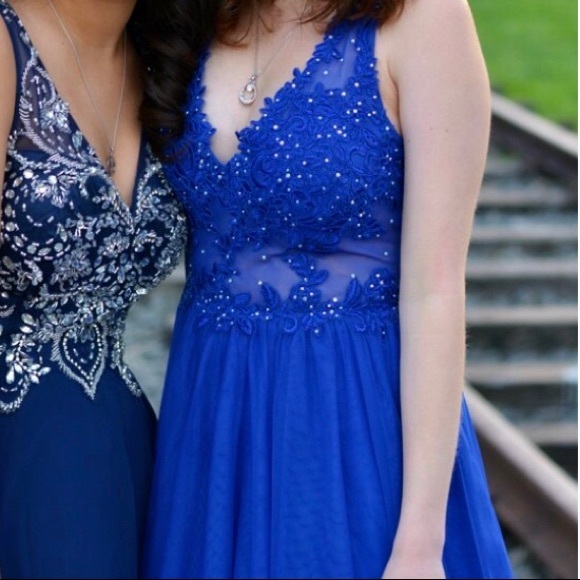 Blue homecoming dress - Picture 2 of 2
